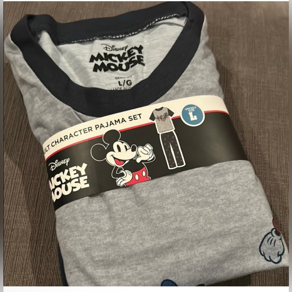 DISNEY Mickey Mouse Pajama Set NWT L or XL